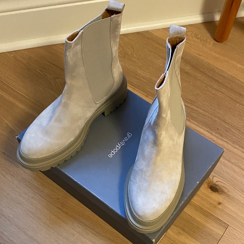 BNIB Gravity Pope Suede Leather Chunky Chelsea Boots - Picture 4 of 6